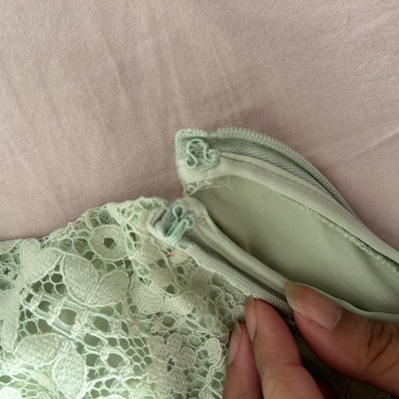 H&M Lace Dress in Mint Green - Picture 5 of 17